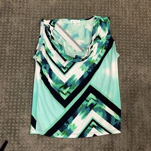 Swoop neck dress shirt